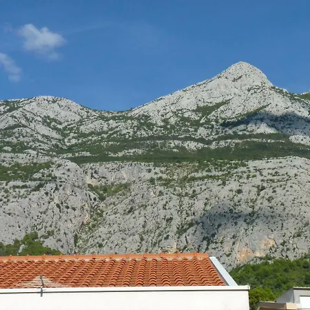 Bombonin Apartament Makarska